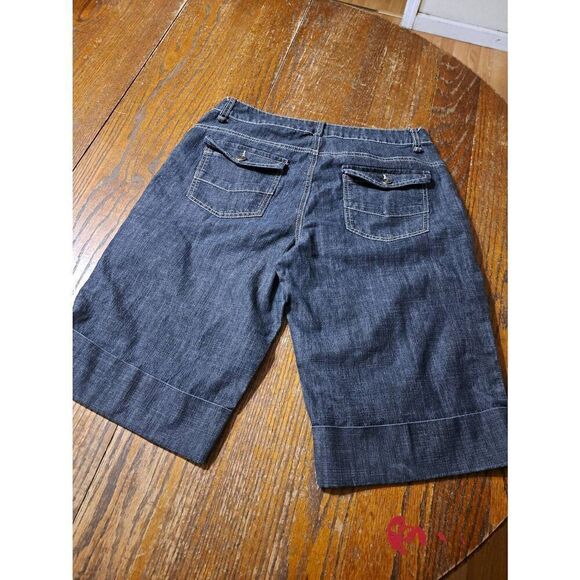 Size 10 Willi Smith Denim Jean Bermuda Casual Shorts Cuffed Hem Pockets - Picture 2 of 4